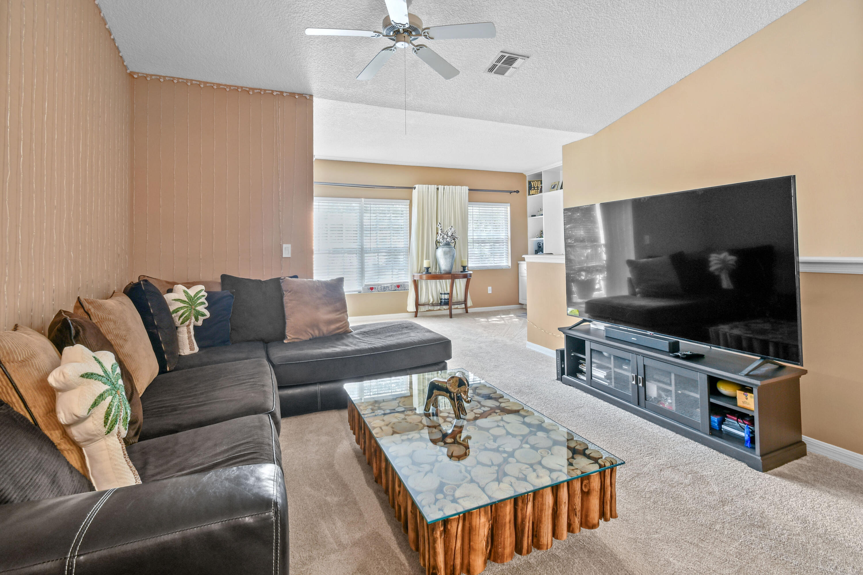 10354 Fox Trail Road South, Unit 1505 West Palm Beach, FL 33411 - Photo 6 of 76 10354FoxTrailRdS#1505(11)