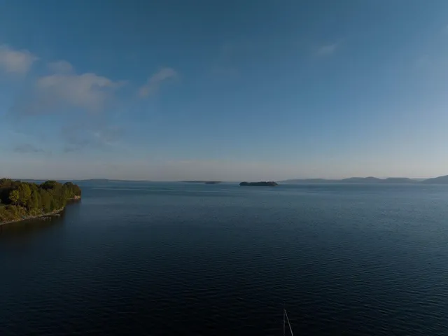 $725,000 | 38 Featherbed Lane, South Hero, VT 05486