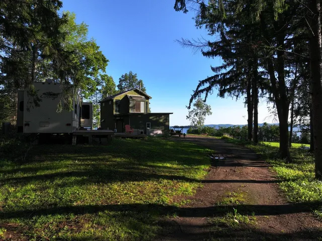 $725,000 | 38 Featherbed Lane, South Hero, VT 05486