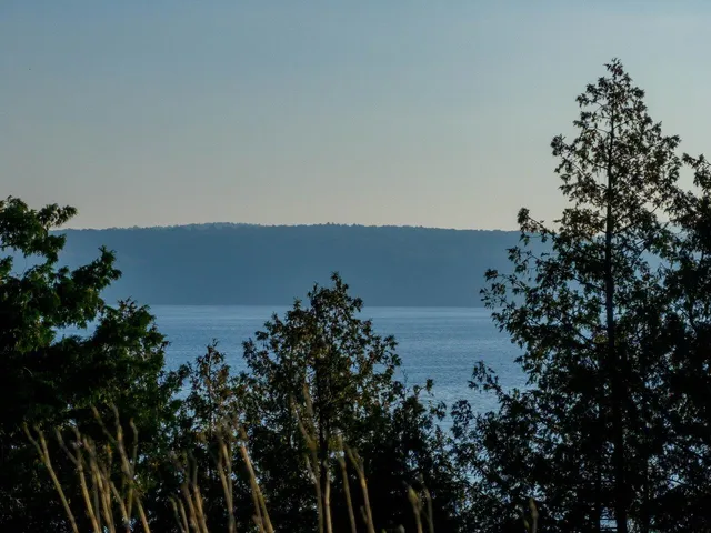 $725,000 | 38 Featherbed Lane, South Hero, VT 05486