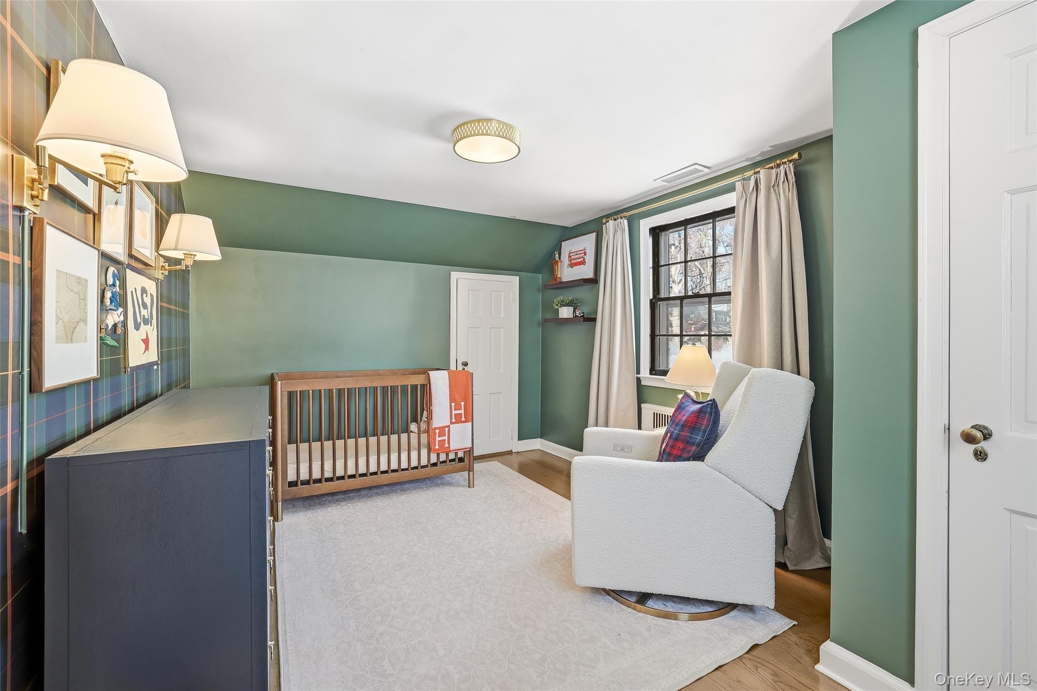 56 Eton Road Bronxville, NY 10708 - Photo 30 of 35 Beautifully decorated upstairs bedroom with two closets