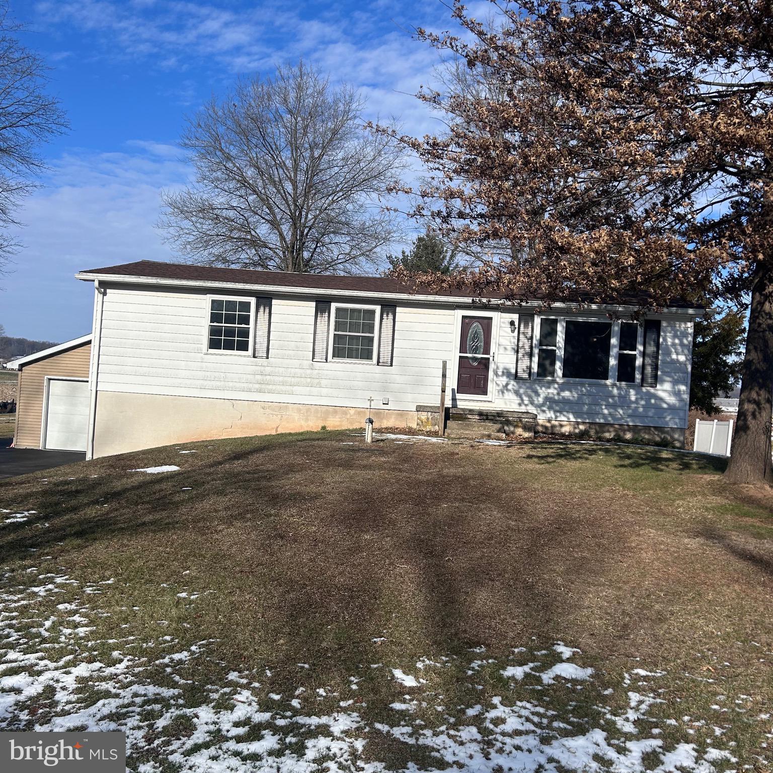 1002 Creek Road Manheim, PA 17545 - Photo 2 of 18