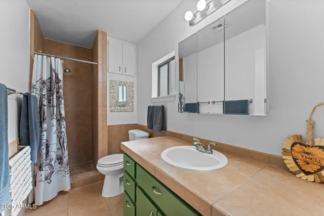 $892,500 | 46817 Highway 60, Morristown, AZ 85342