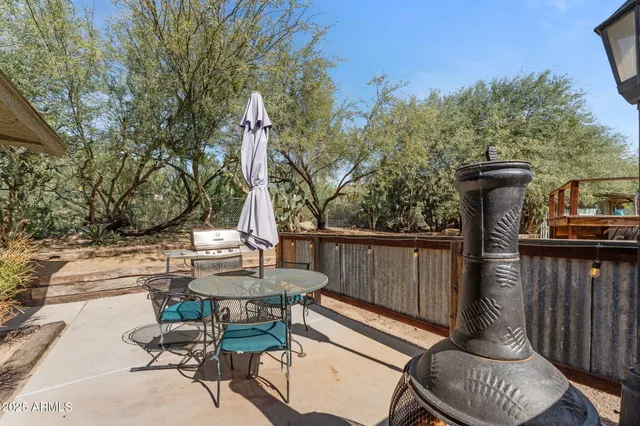 $892,500 | 46817 Highway 60, Morristown, AZ 85342