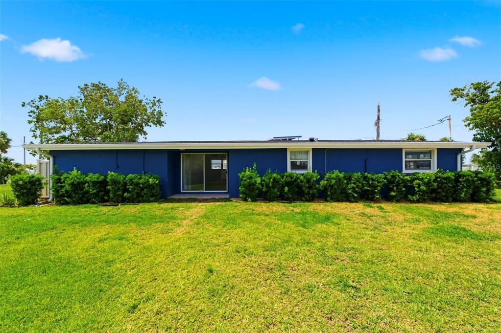 3325 West Shell Point Road Ruskin, FL 33570 - Photo 18 of 22