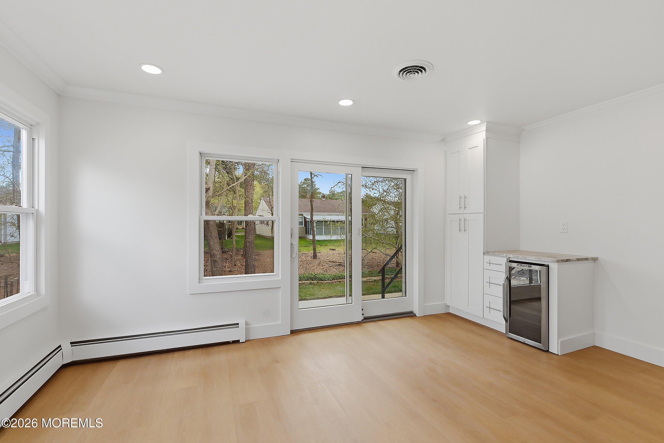 46 Auburn Road Toms River, NJ 08757 - Photo 15 of 39 15-Breakfast