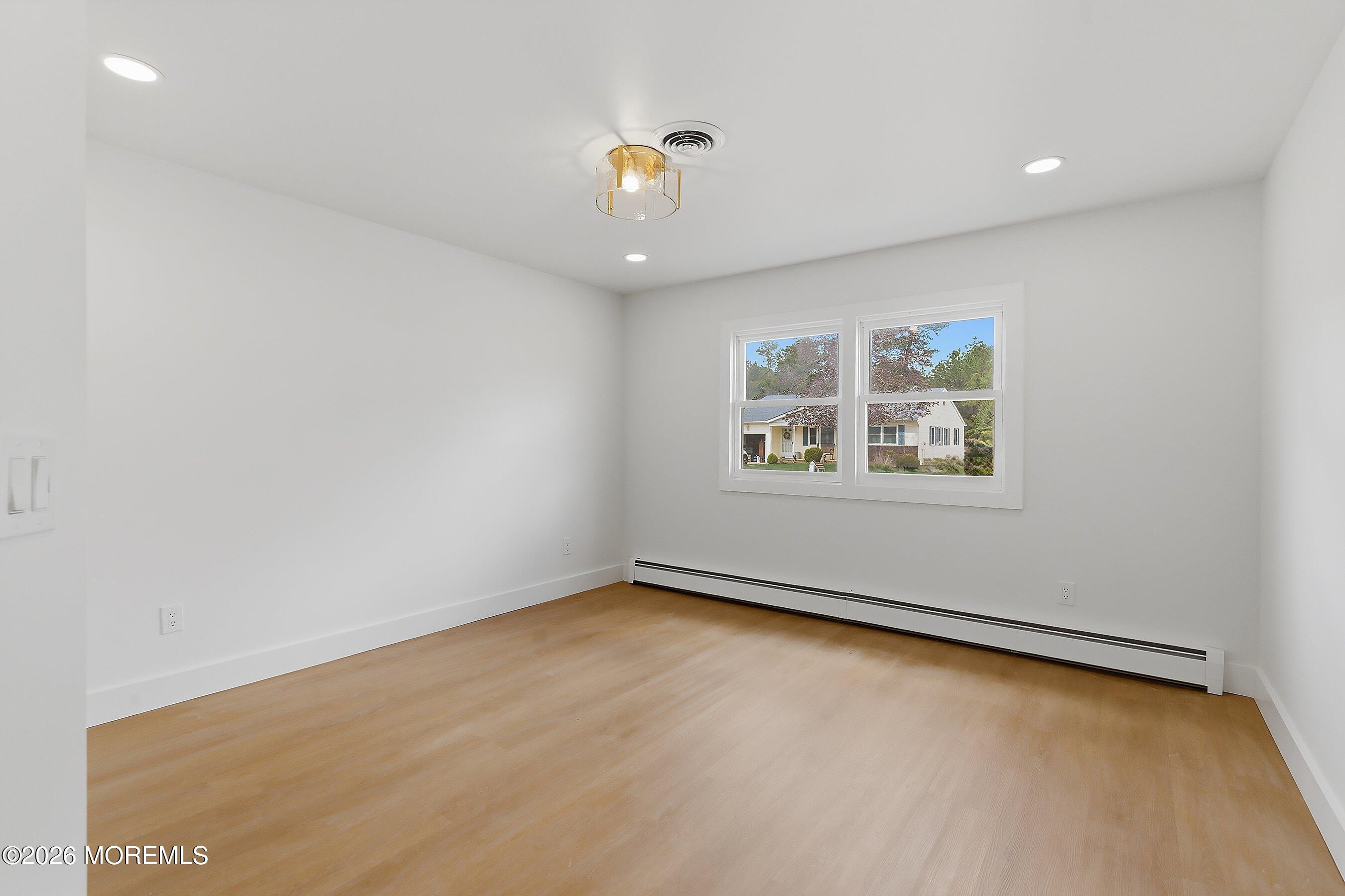 46 Auburn Road Toms River, NJ 08757 - Photo 17 of 39 17-Bed 1A