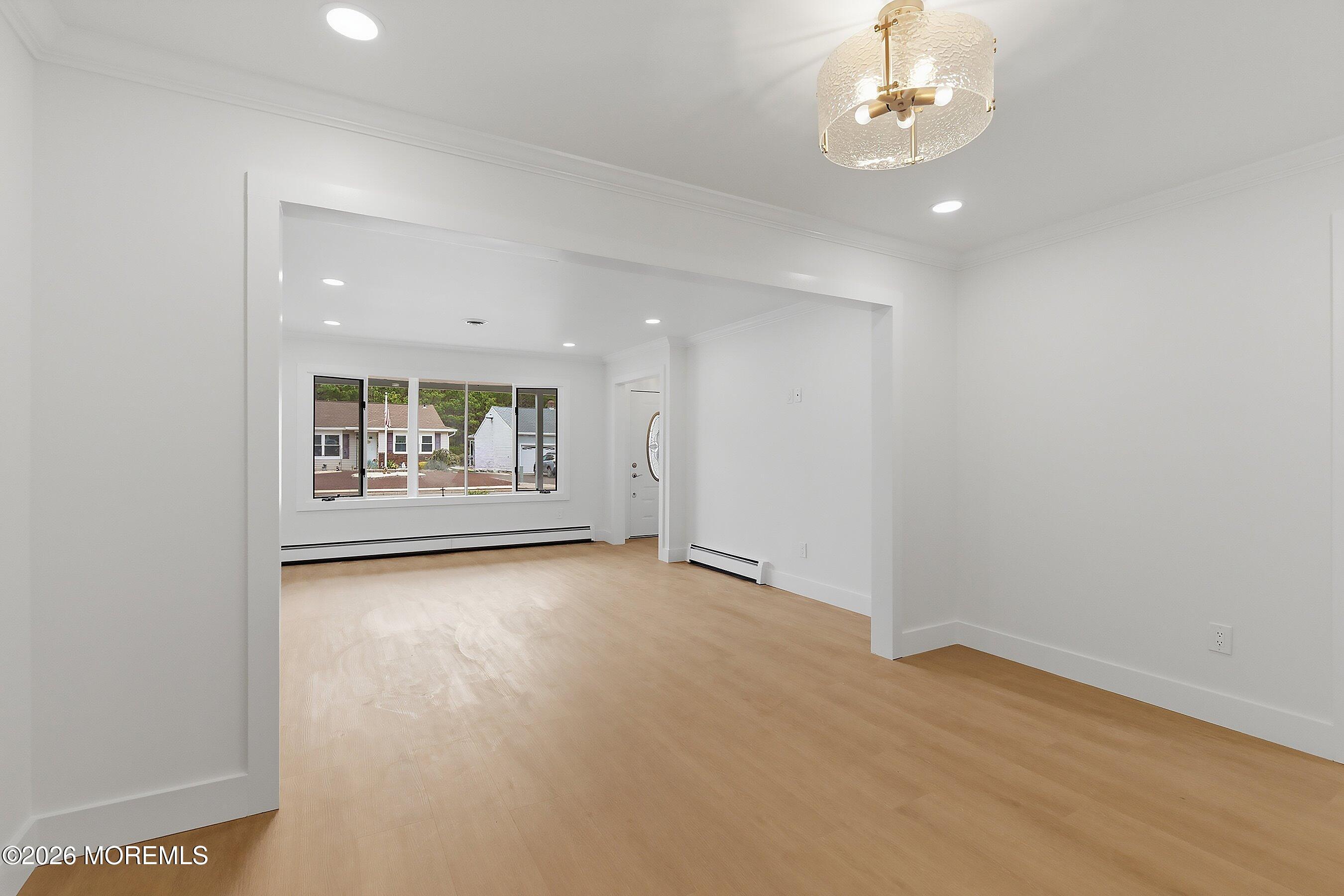 46 Auburn Road Toms River, NJ 08757 - Photo 6 of 39 06-Dining and Living