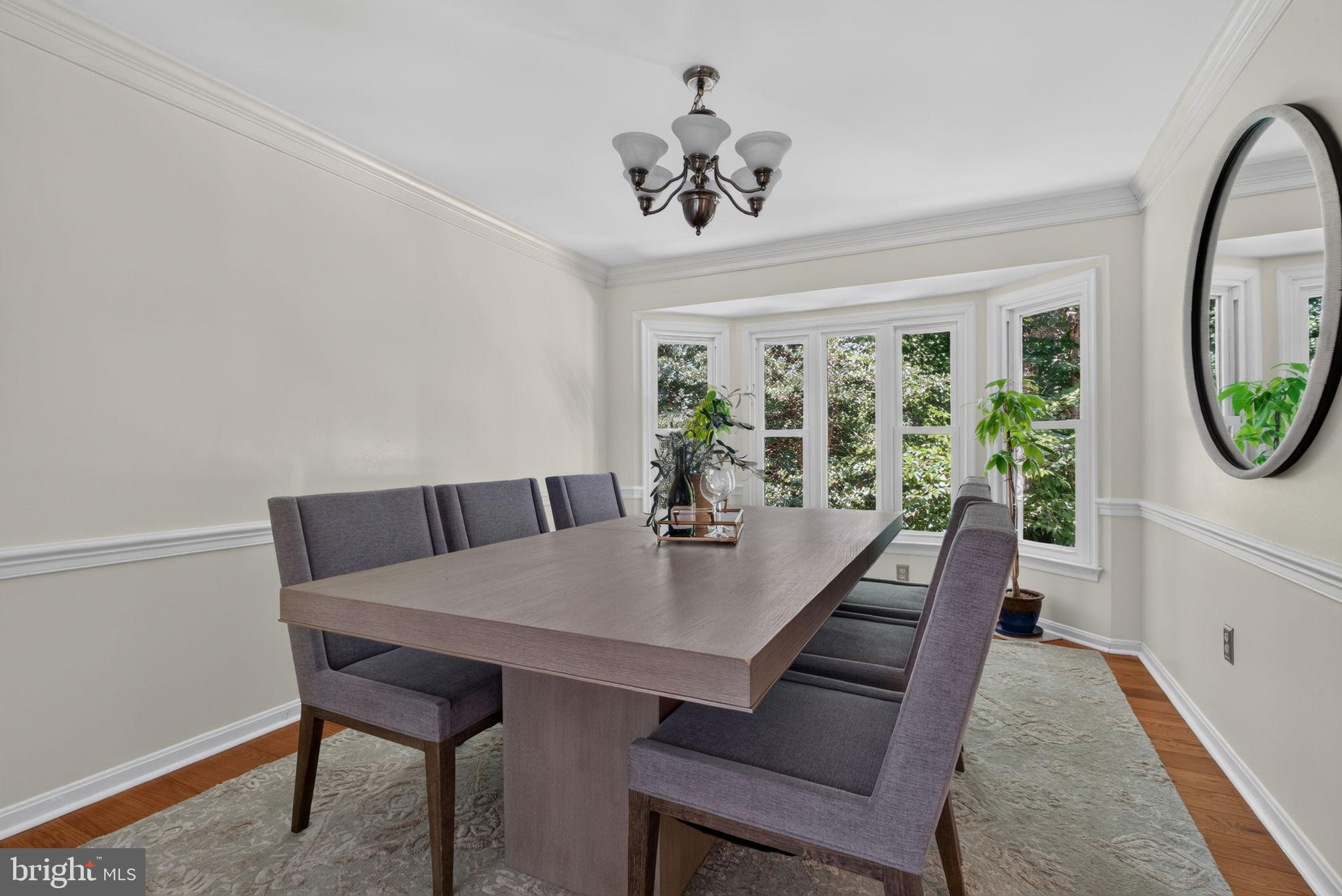 12154 Darnley Road Woodbridge, VA 22192 - Photo 10 of 43 Gallery Image 10
