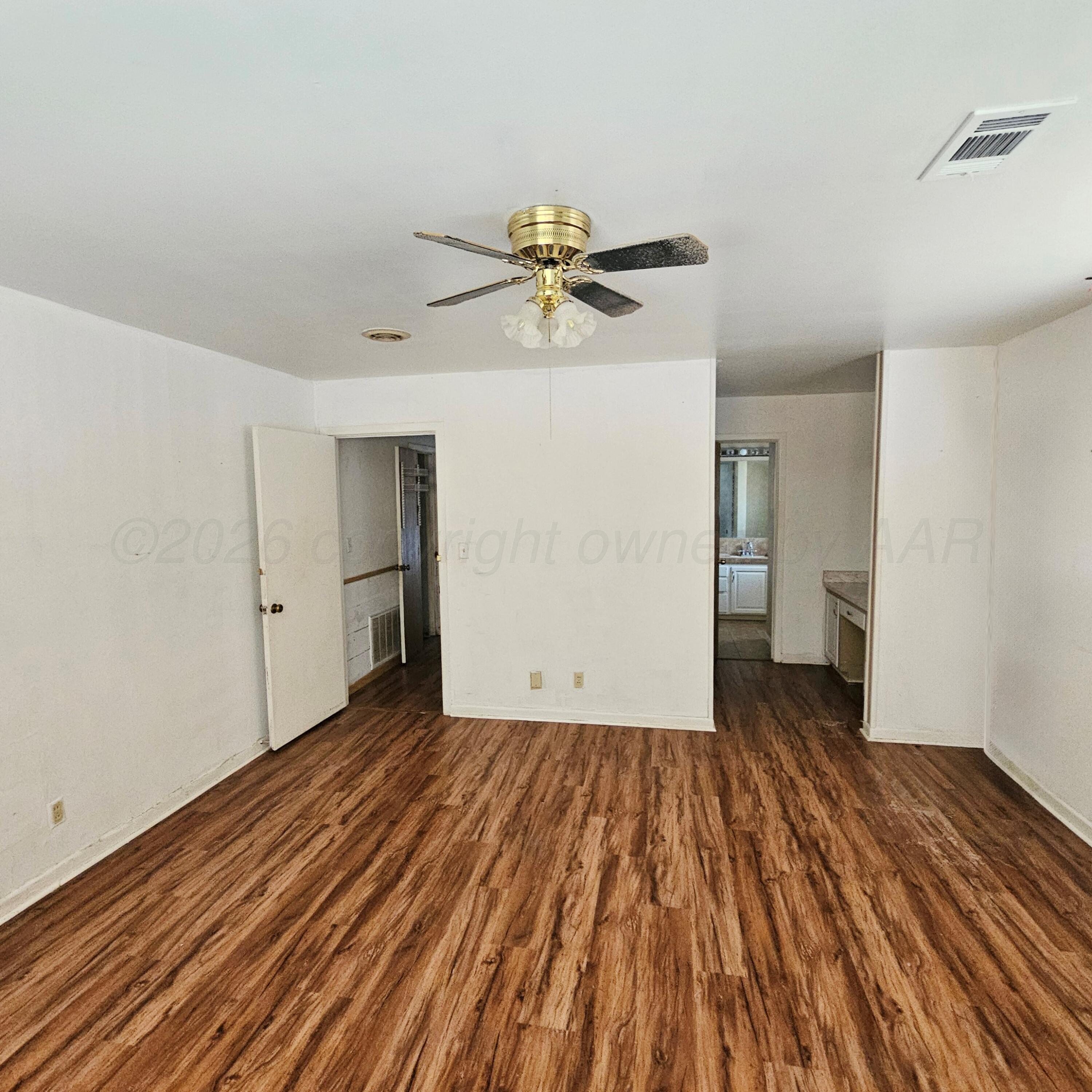 116 Bailey Avenue Dumas, TX 79029 - Photo 15 of 29 20260225_122939