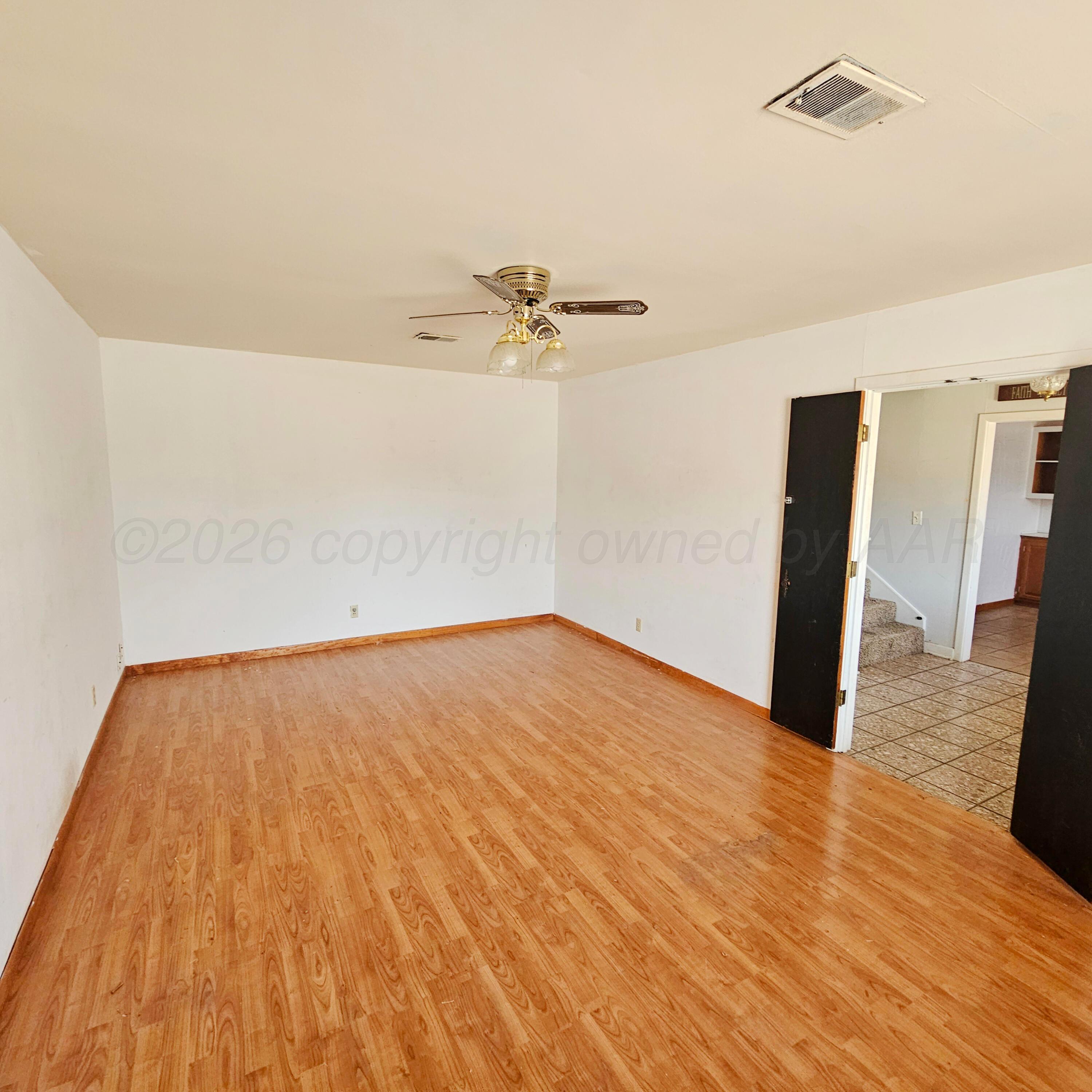 116 Bailey Avenue Dumas, TX 79029 - Photo 2 of 29 20260225_122502