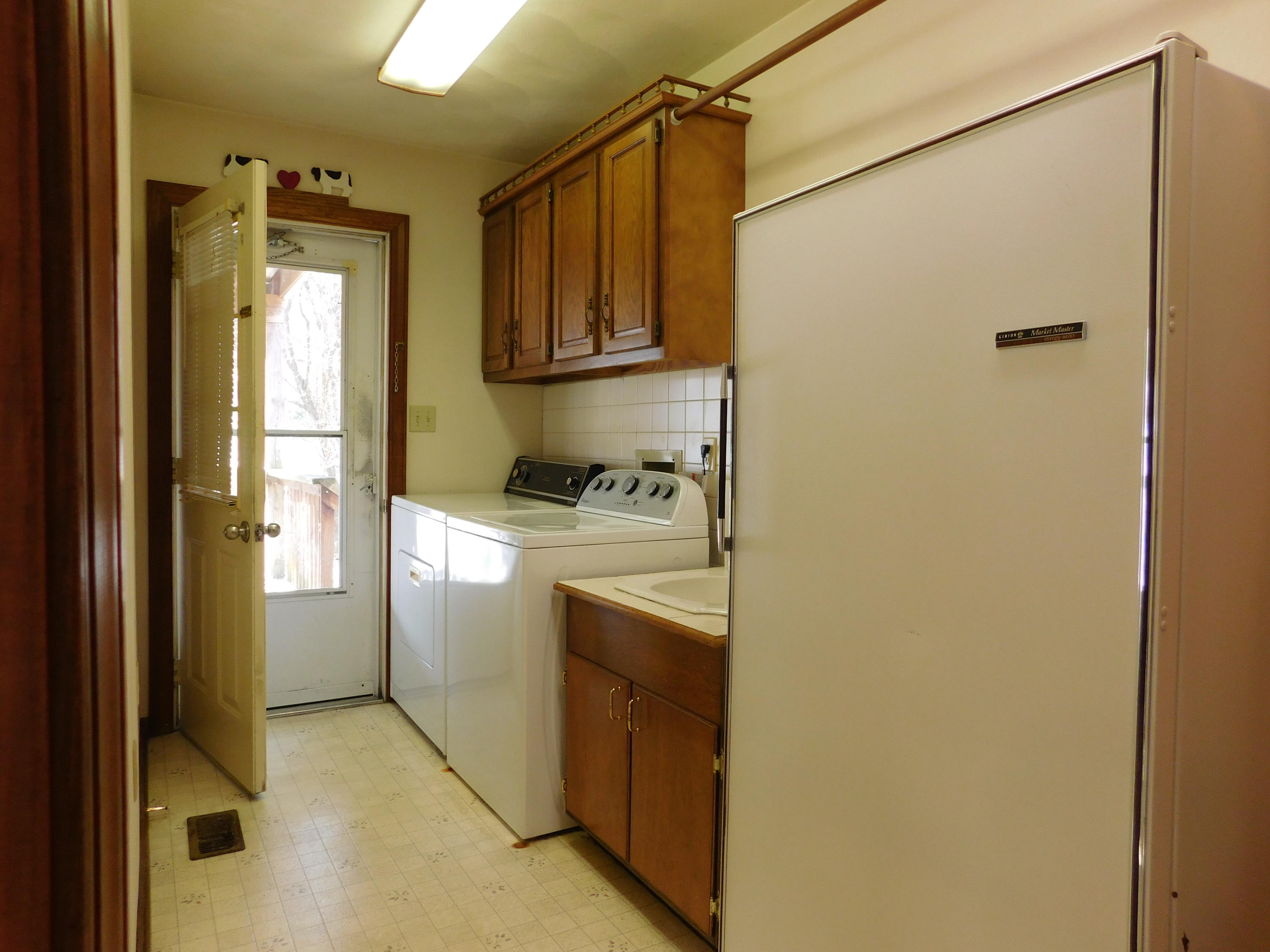 338 Wesley Road Daleville, VA 24083 - Photo 31 of 63 Laundry (2)