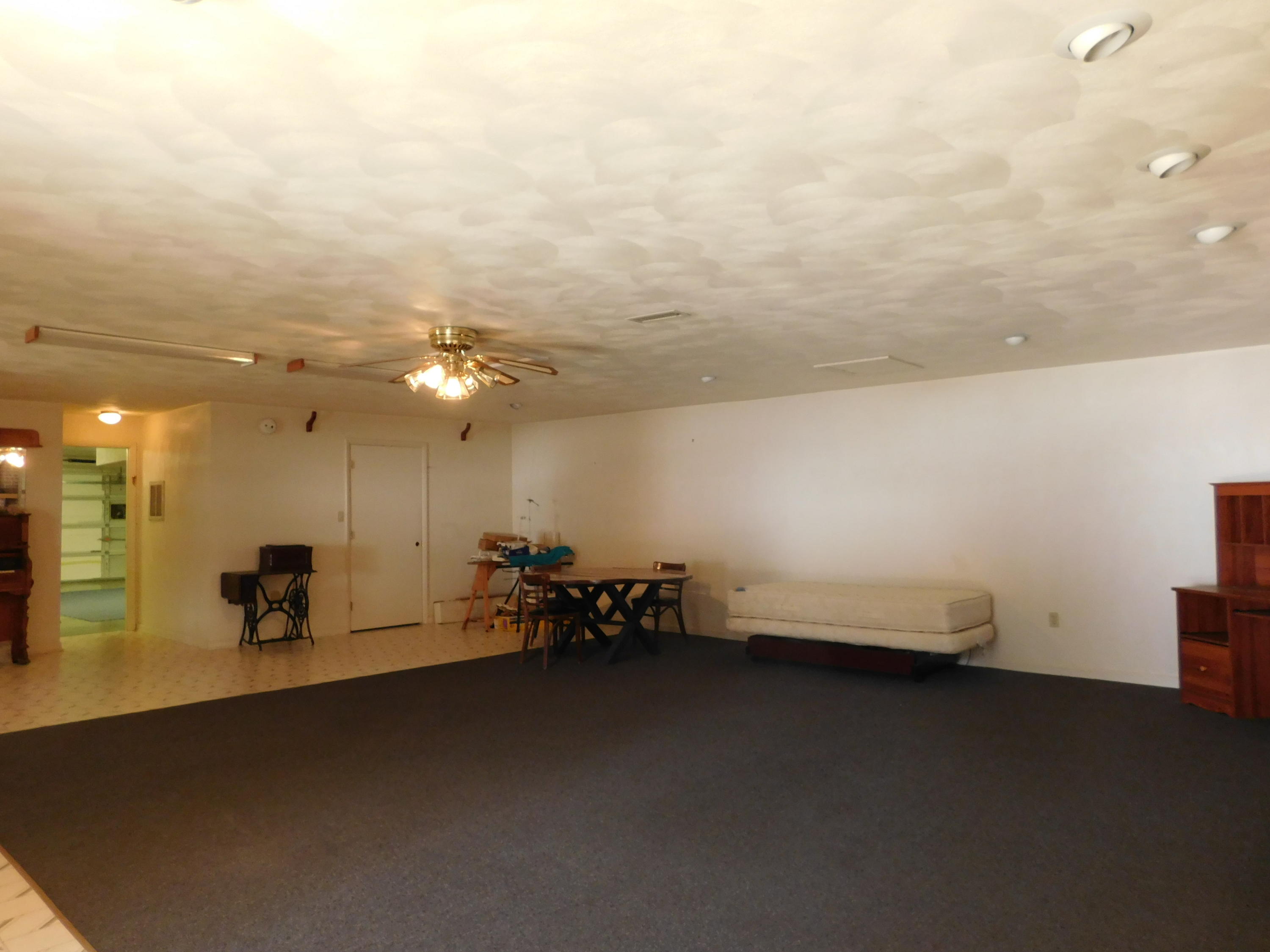 338 Wesley Road Daleville, VA 24083 - Photo 33 of 63 Family Room (2)