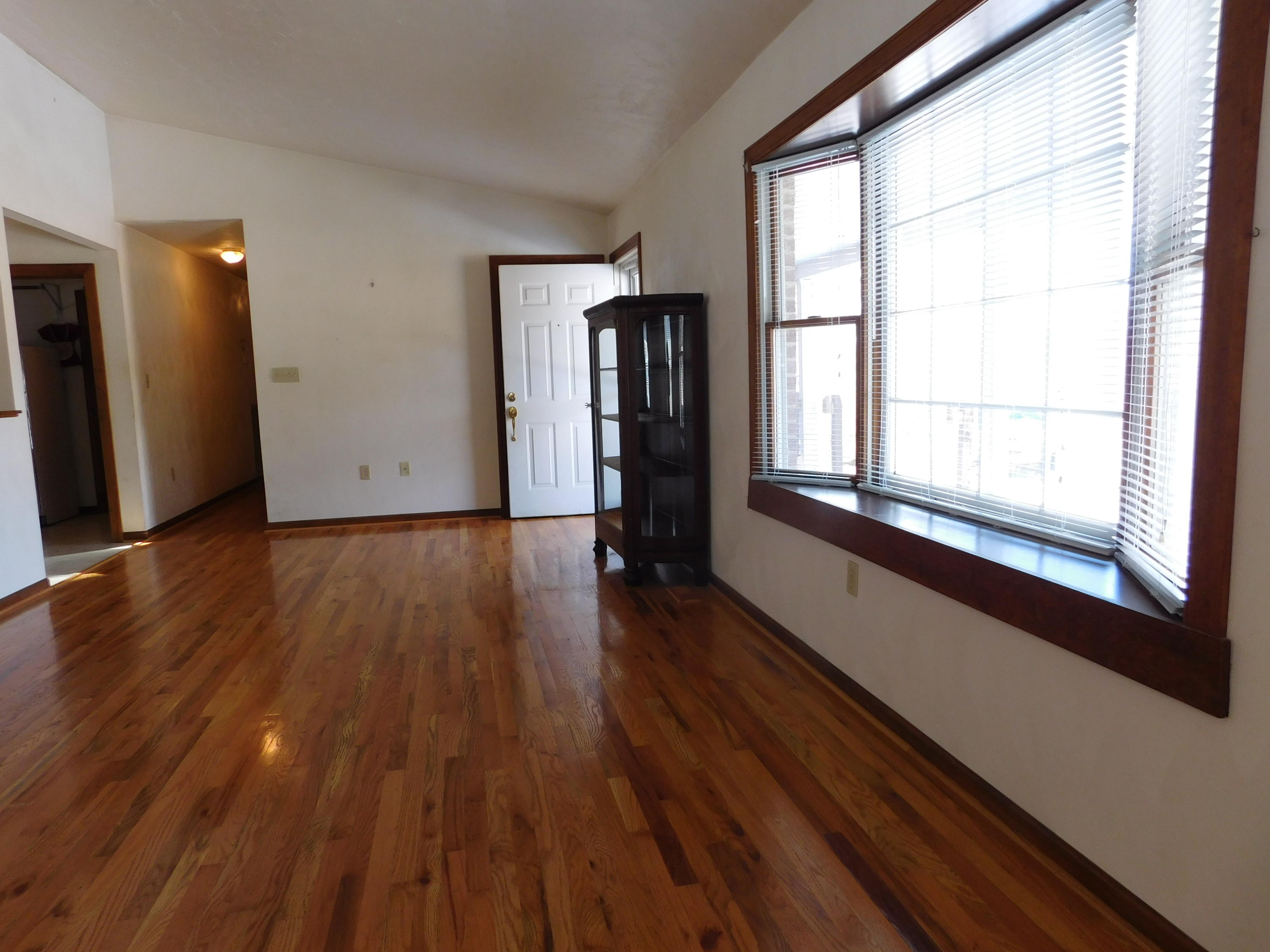 338 Wesley Road Daleville, VA 24083 - Photo 9 of 63 Great Room (3)