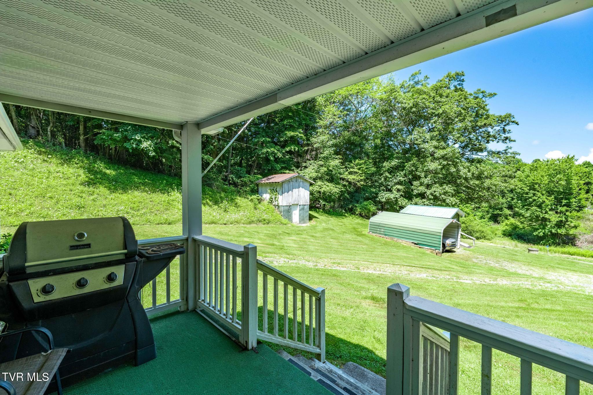 200 Old Church Loop Road Butler, TN 37640 - Photo 25 of 45 200 Old Church Loop Road (10 of 46)