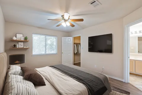 $323,500 | 7704 Plateau Cove, Lago Vista, TX 78645