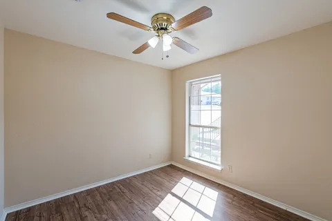 $323,500 | 7704 Plateau Cove, Lago Vista, TX 78645