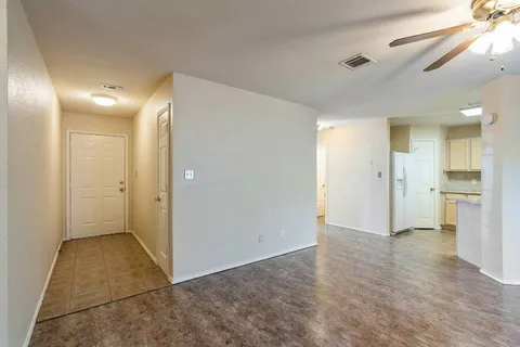 $325,000 | 7704 Plateau Cove, Lago Vista, TX 78645