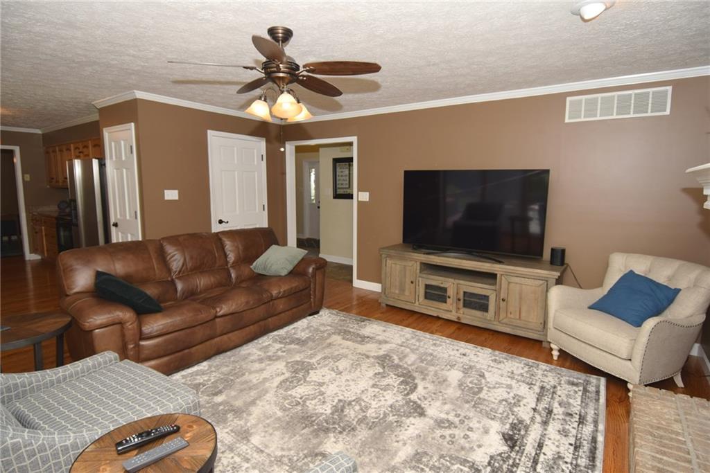 8661 Promontory Road Indianapolis, IN 46236 - Photo 19 of 45 Gallery Image 19