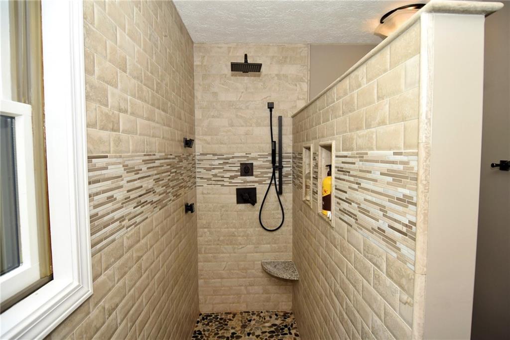 8661 Promontory Road Indianapolis, IN 46236 - Photo 34 of 45 Gallery Image 34
