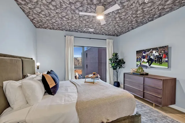 $5,995 | 635 7th Avenue South, Unit 405, Nashville, TN 37203