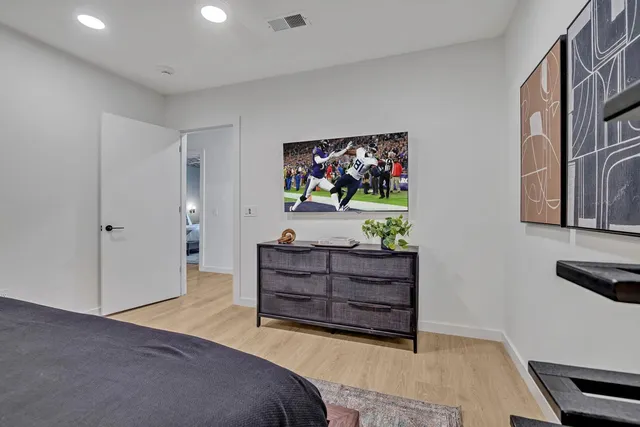 $5,995 | 635 7th Avenue South, Unit 405, Nashville, TN 37203