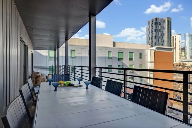 $5,995 | 635 7th Avenue South, Unit 405, Nashville, TN 37203