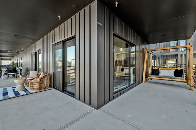 $5,995 | 635 7th Avenue South, Unit 405, Nashville, TN 37203