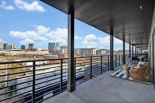 $5,995 | 635 7th Avenue South, Unit 405, Nashville, TN 37203