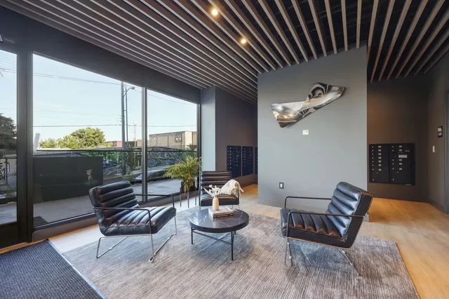 $5,995 | 635 7th Avenue South, Unit 405, Nashville, TN 37203