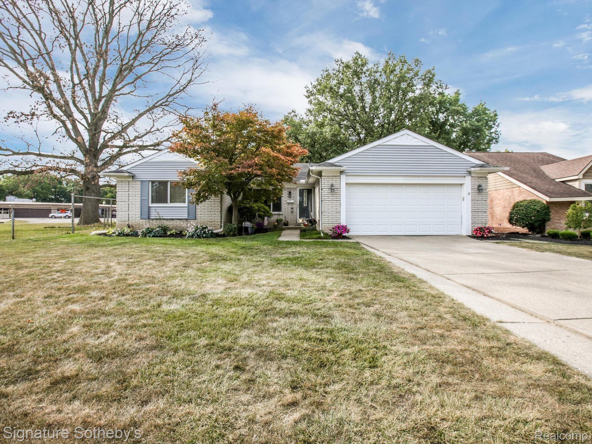 43805 Hanford Road Canton, MI 48187 - Photo 1 of 28 43805 Hanford Rd Canton MI-019-021-43805 Hanford Road0019-MLS_Size.jpg