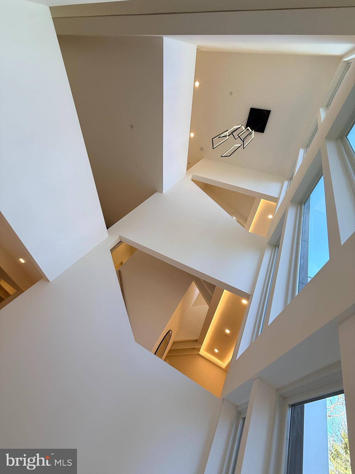 7502 Nevis Road Bethesda, MD 20817 - Photo 5 of 79