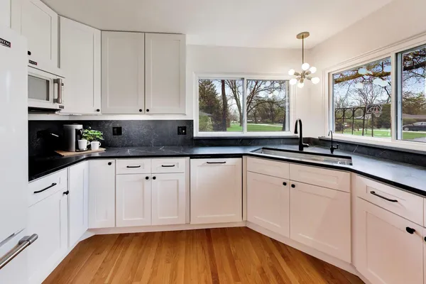 $600,000 | 202 Grove Place, Prospect Heights, IL 60070