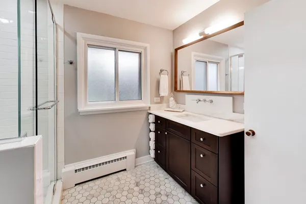 $600,000 | 202 Grove Place, Prospect Heights, IL 60070