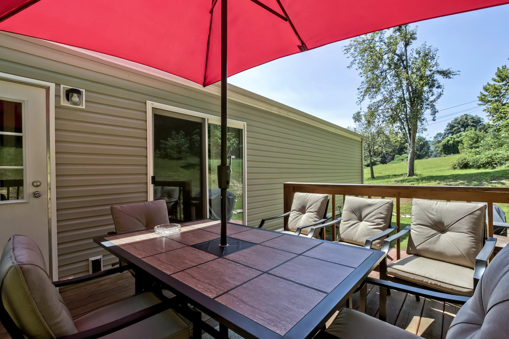 895-897 Bazel Road Harriman, TN 37748 - Photo 32 of 36 32_BazelRoad_897_Home2Deck02
