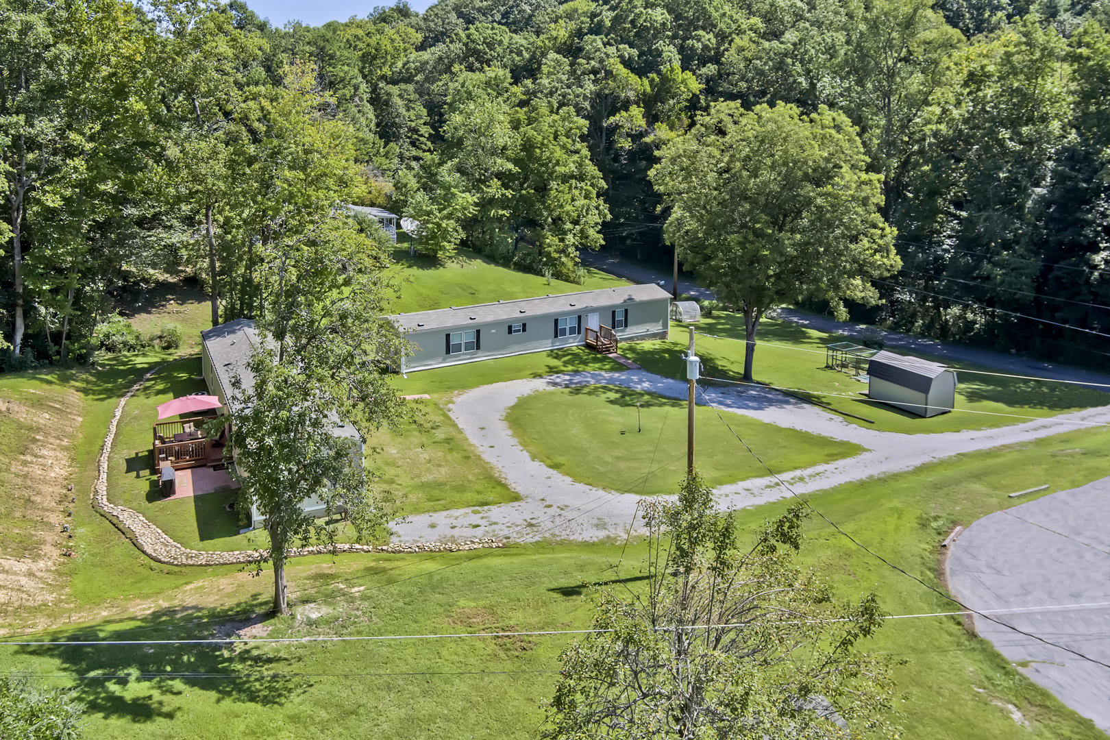 895-897 Bazel Road Harriman, TN 37748 - Photo 33 of 36 33_BazelRoad_895-897_BackLeftBirdseye
