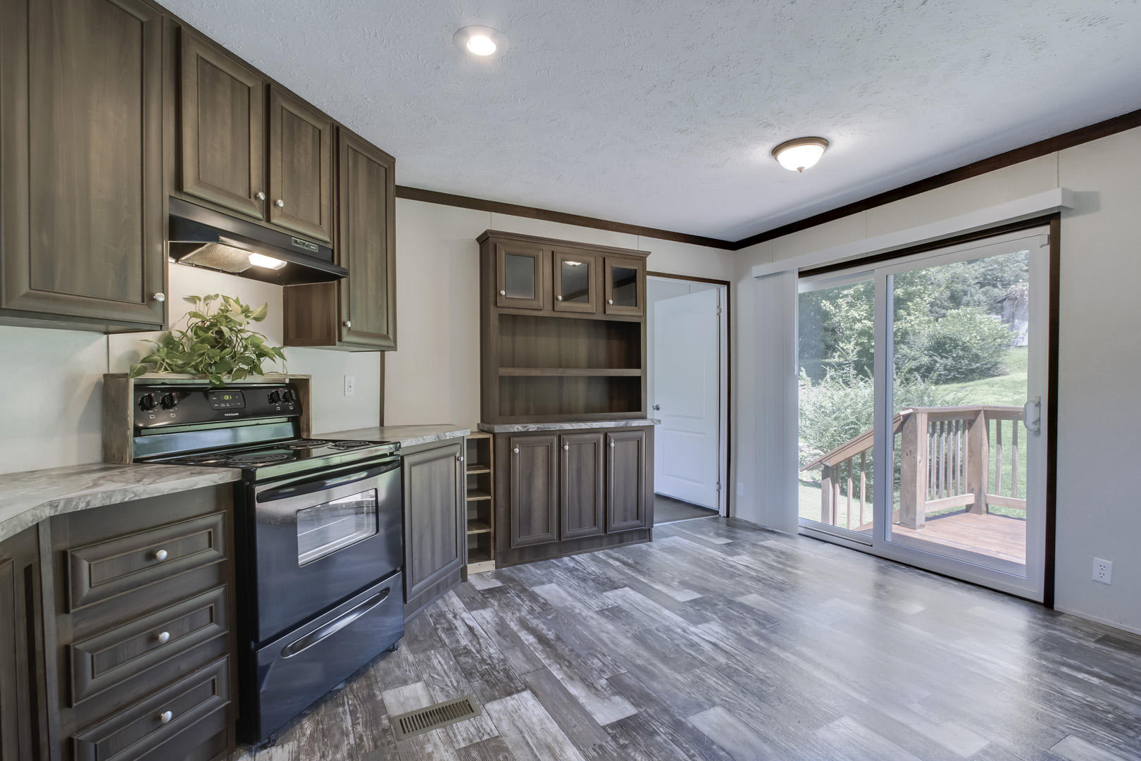 895-897 Bazel Road Harriman, TN 37748 - Photo 10 of 36 10_BazelRoad_895_Kitchen03