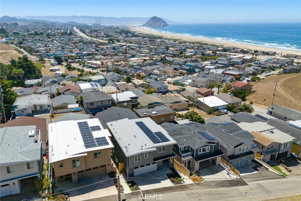 548 Blanca Street Morro Bay, CA 93442 - Photo 45 of 50 an aerial view of a ocean view