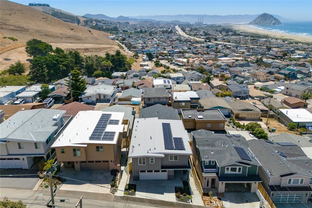 548 Blanca Street Morro Bay, CA 93442 - Photo 46 of 50 an aerial view of a city