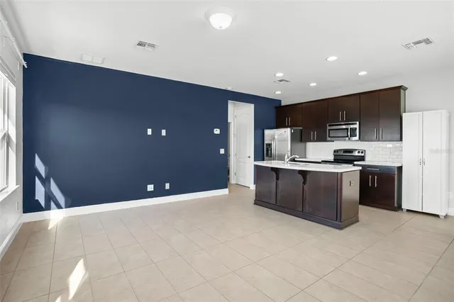 $1,700 | 13590 Lessing Avenue, Orlando, FL 32827