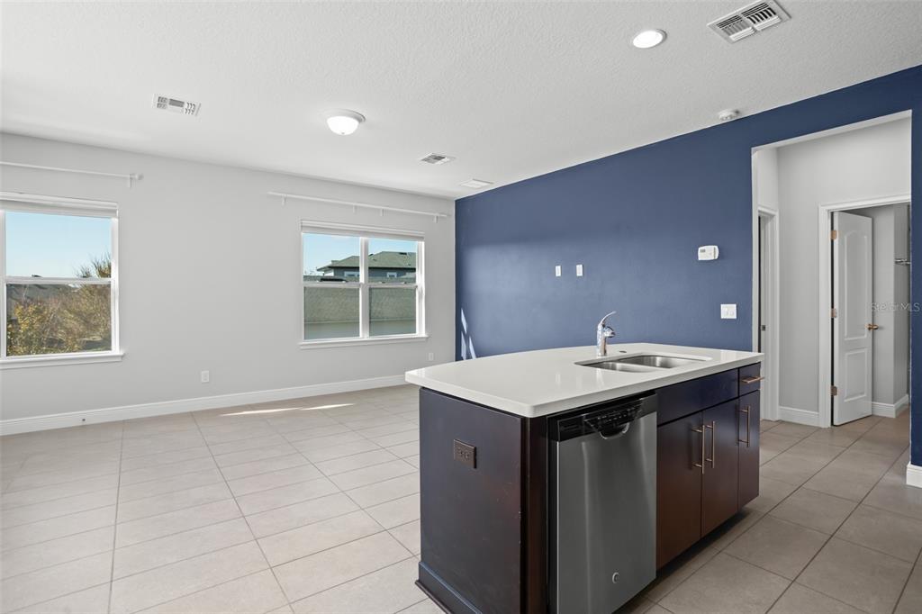 13590 Lessing Avenue Orlando, FL 32827 - Photo 10 of 45