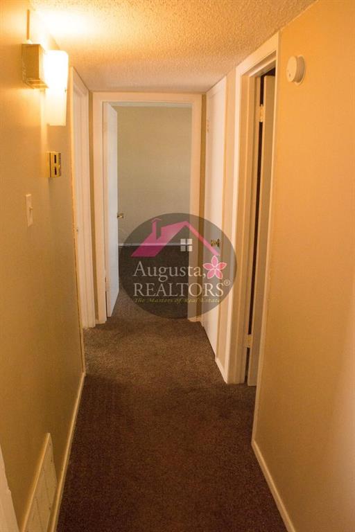 2800 Sayles Boulevard, Unit 19B Abilene, TX 79605 - Photo 7 of 12 a view of entryway