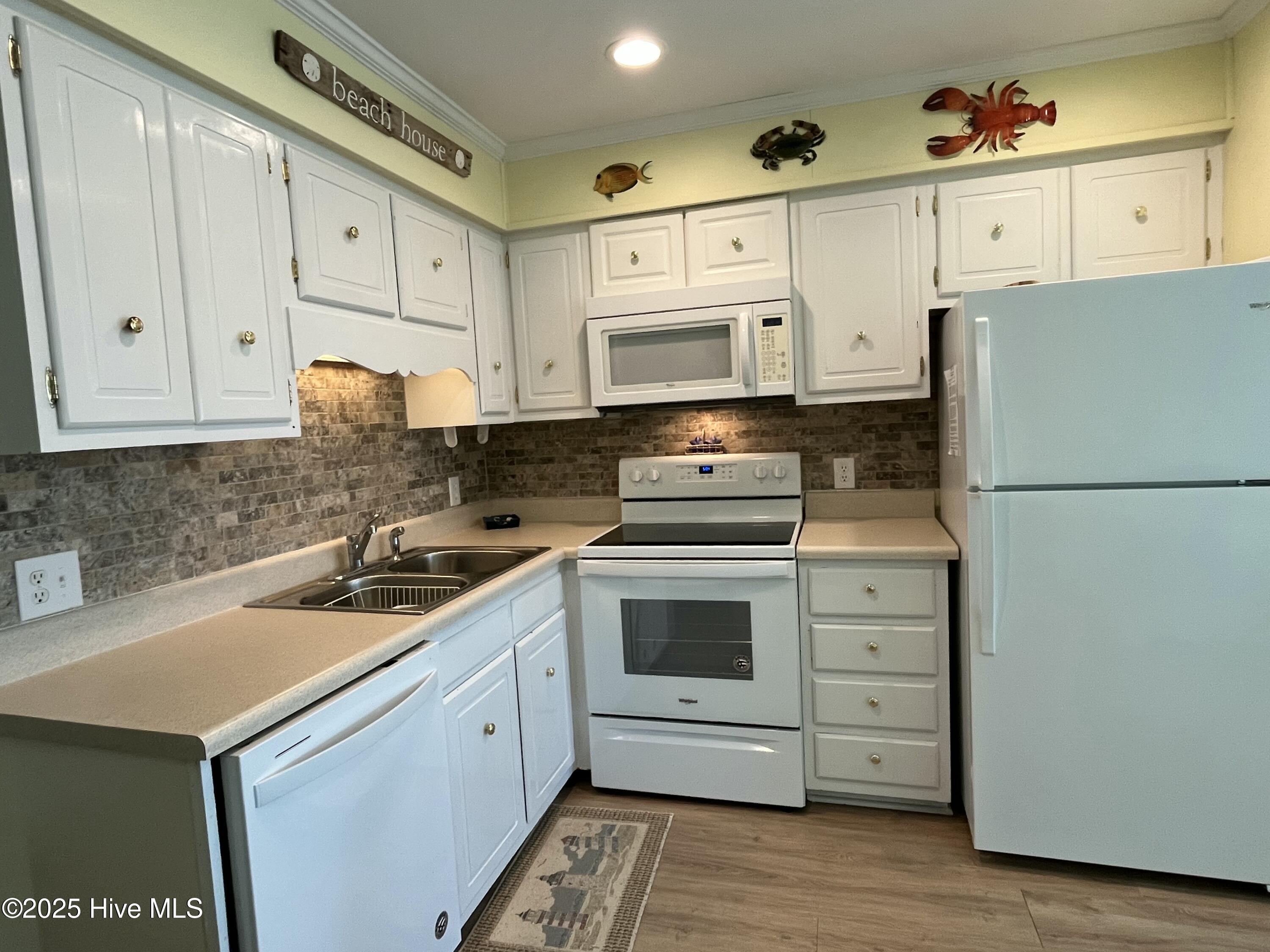 2008 East Fort Macon Road, Unit D18 Atlantic Beach, NC 28512 - Photo 5 of 26 tempImage4hfHOe