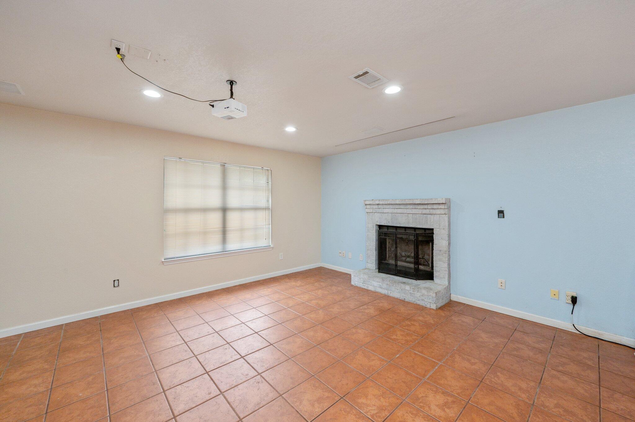 5369 Pecos Pass Gulf Breeze, FL 32563 - Photo 17 of 26 a view of an empty room with a window