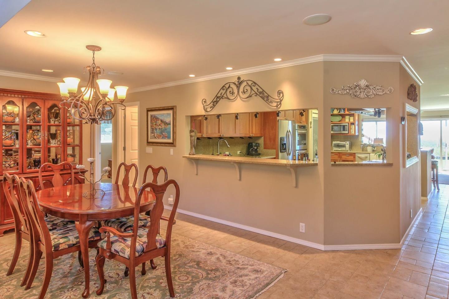 7370 Timeview Way Salinas, CA 93907 - Photo 13 of 50 Gallery Image 13