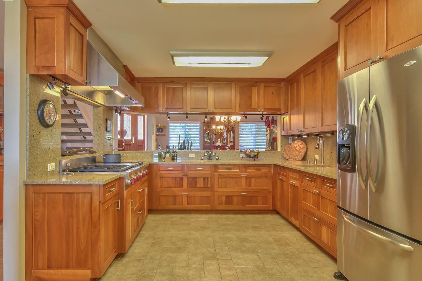 7370 Timeview Way Salinas, CA 93907 - Photo 15 of 50 Gallery Image 15