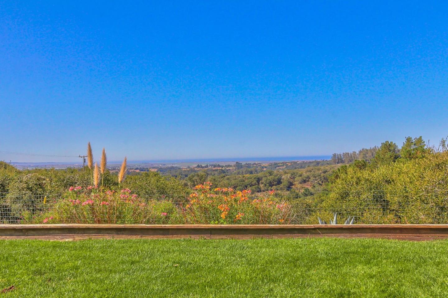7370 Timeview Way Salinas, CA 93907 - Photo 26 of 50 Gallery Image 26