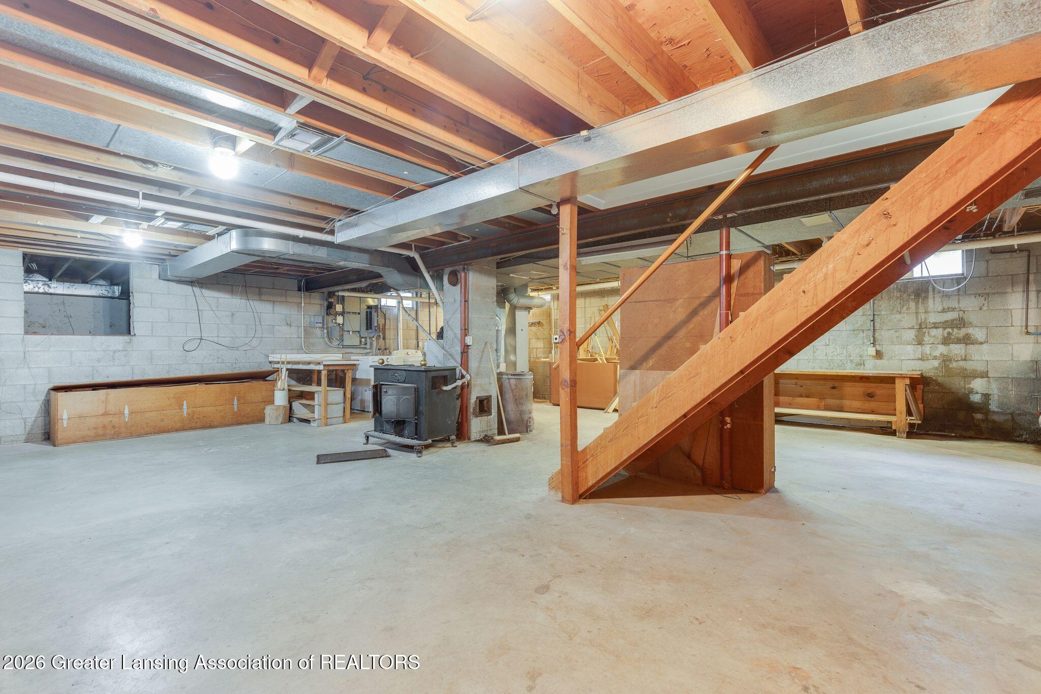 690 Okemos Road Mason, MI 48854 - Photo 49 of 85 taEfxKpw