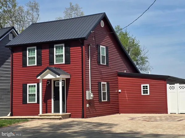 $1,600 | 34 South Main Street, Magnolia, DE 19962