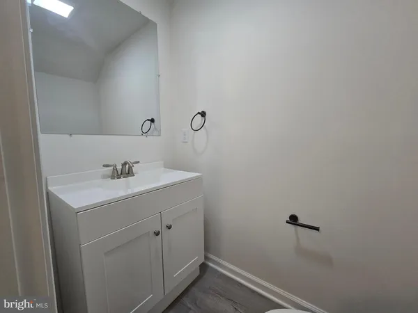 $1,600 | 34 South Main Street, Magnolia, DE 19962